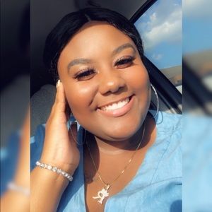 Meet your Posher, Raven